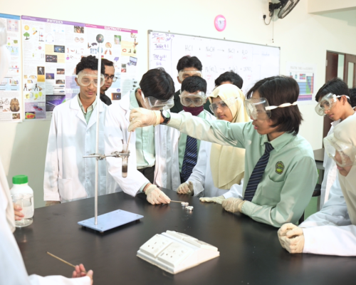 greenview-international-school-lab (1)
